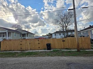 6230 Lafaye St, New Orleans, LA 70122