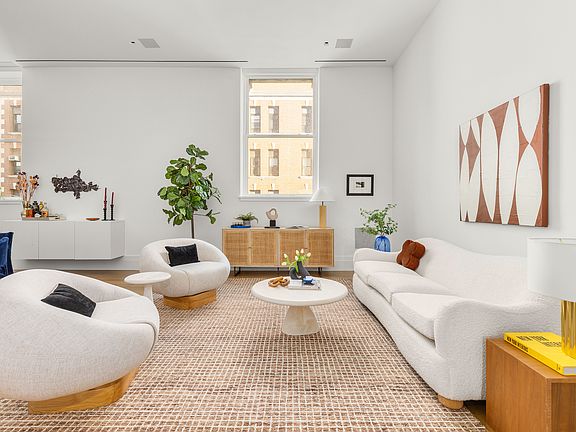 4th image of 100 Amity St APT 3A