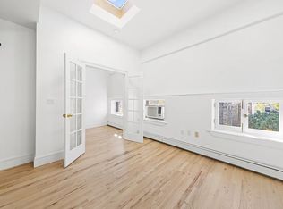 343 W 20th St APT 8, New York, NY 10011