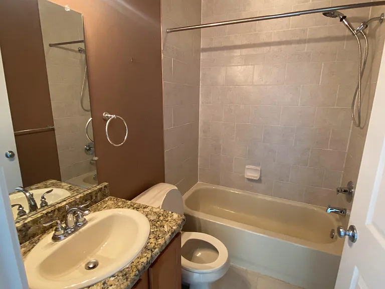 8315 Town Ctr #8315 — Photo 33