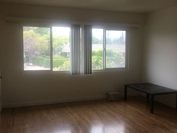 2nd image of 1076 Balboa Dr