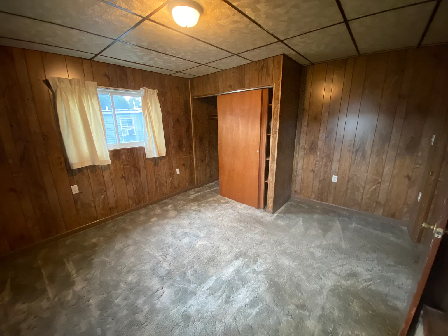 212 W Oldtown Rd — Photo 3