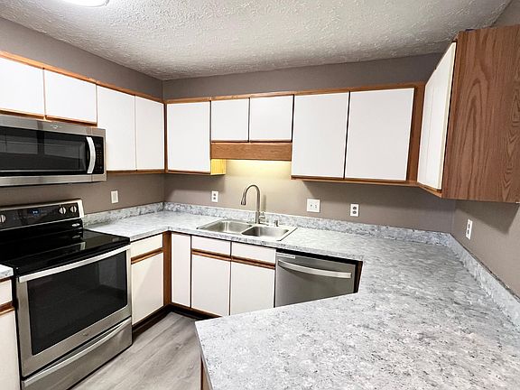 5th image of 3355 Galleria Dr Unit 16