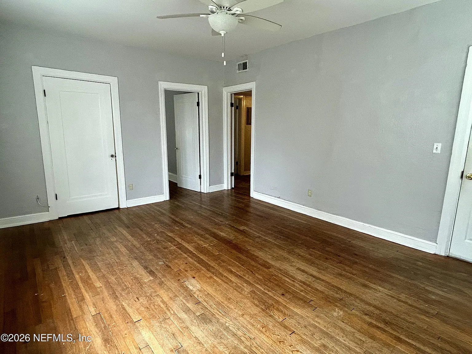 1 bed, 1.0 bath, 700 sqft, $1,200 — Photo 3