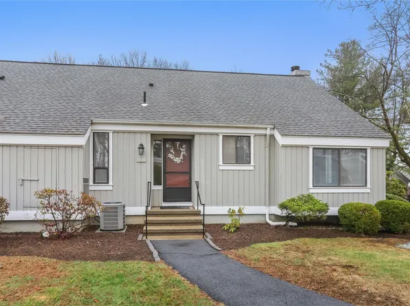 136 Heritage Hills #B, Somers, NY 10589