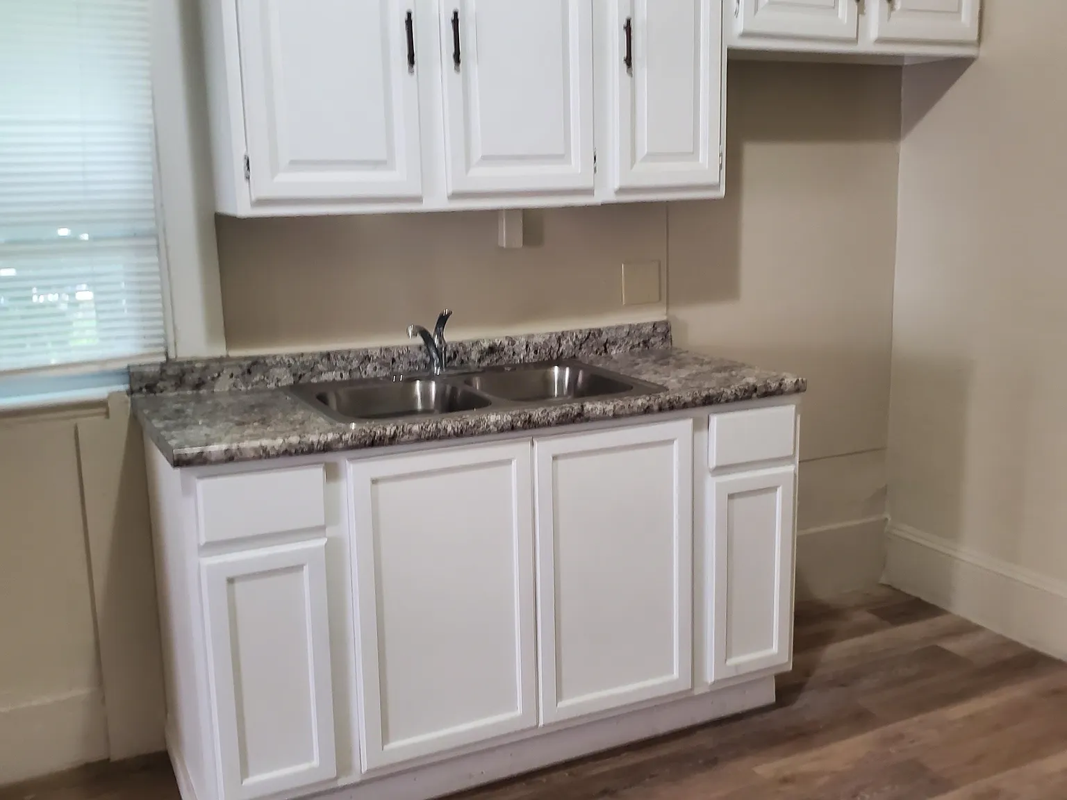 4 bed, 1792 sqft, $1,400 — Photo 4