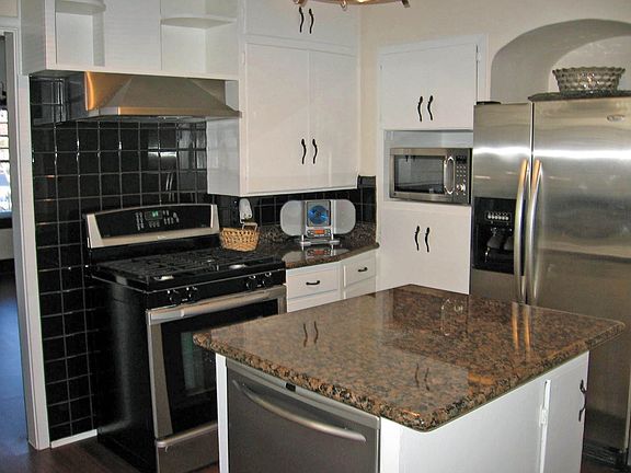 TOTALLY UPDATED KITCHEN