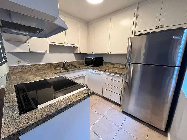 272 H St #B — Photo 11