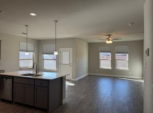 848 Finchley Dr, Justin, TX 76247