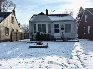 16206 Forest Ave, Eastpointe, MI 48021