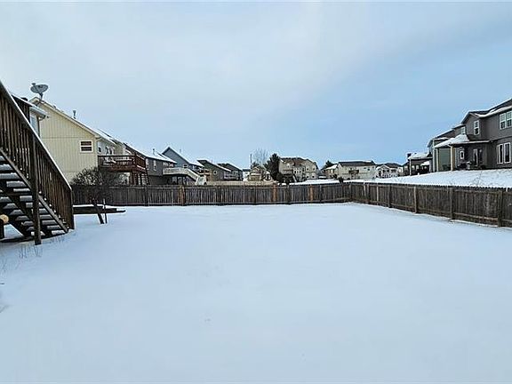 3rd image of 10225 N Lawn Ave