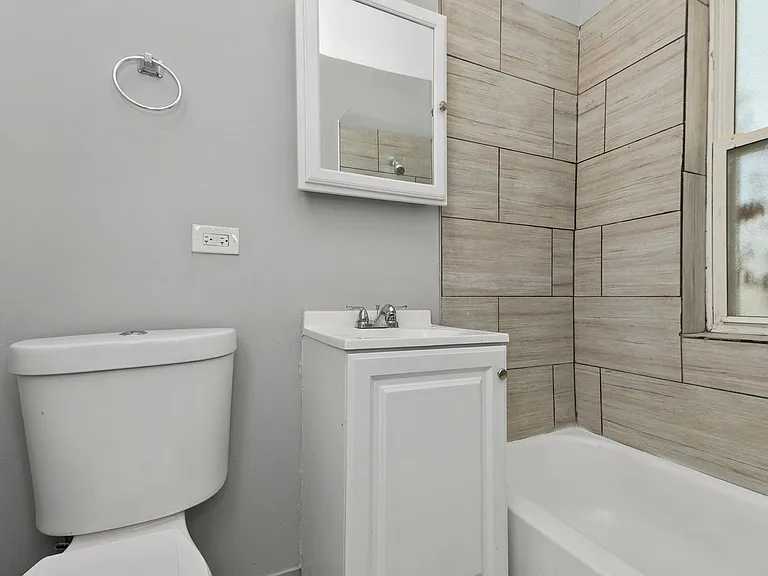 4344 Ellis MOBILITY ZONE — Photo 36