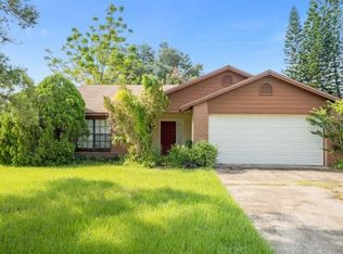 21526 Coot Dr, Lutz, FL 33549