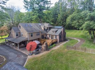 132 Old Mill Rd, Chester, NJ 07930