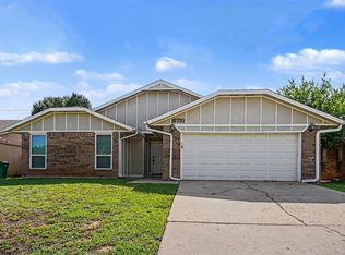 16721 Sumac Dr, Edmond, OK 73012