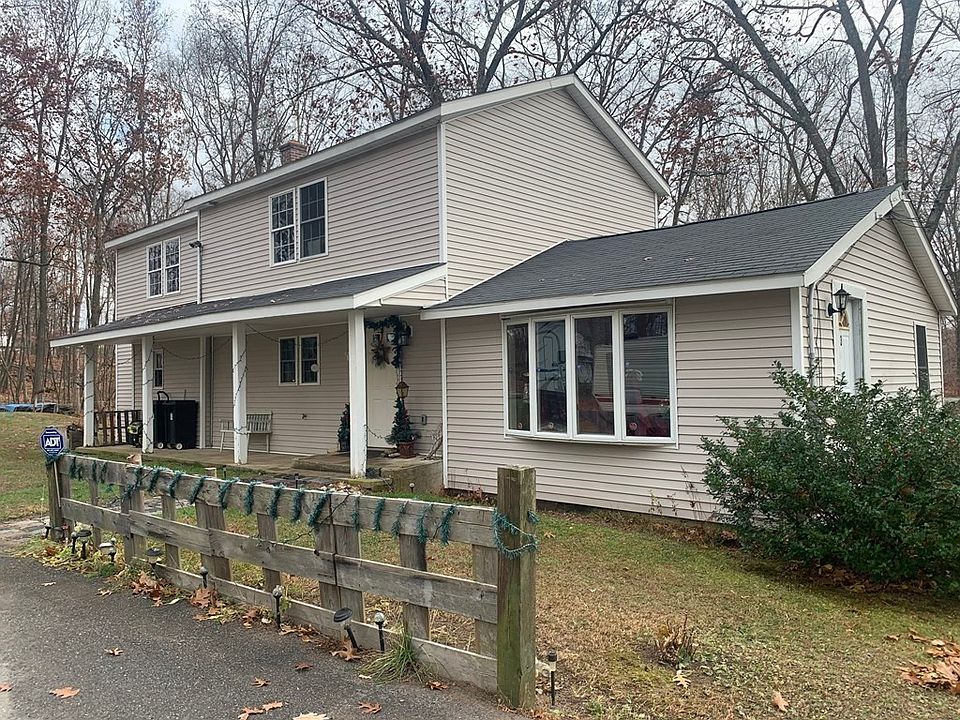 3 Torrey Ln, Millbury, MA 01527 | Zillow