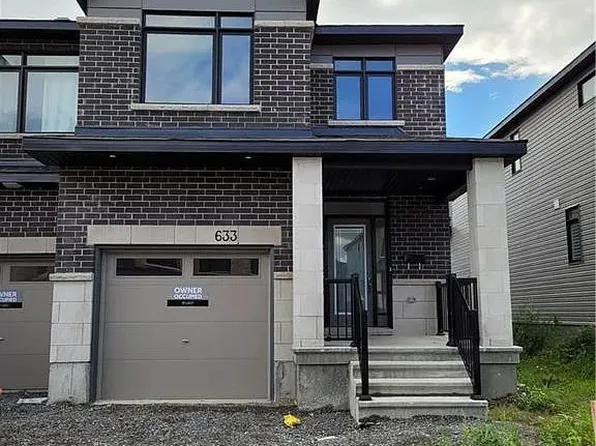 633 Rathburn Ln, Ottawa, ON K1T 0V7