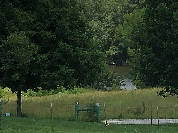 4th image of Lake Life Ct #292