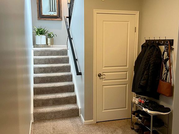 4th image of 2357 Rolling Hills Dr