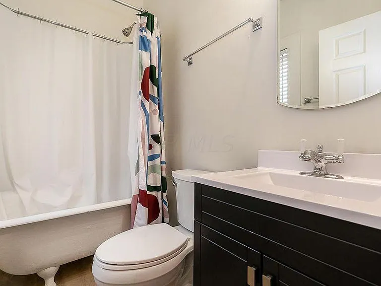 66 E Hubbard Ave — Photo 15