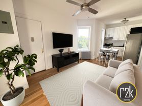 31-68 41st St, Astoria, NY