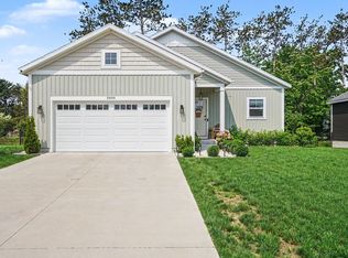 5999 N Bear Den Trl, Muskegon, MI 49444