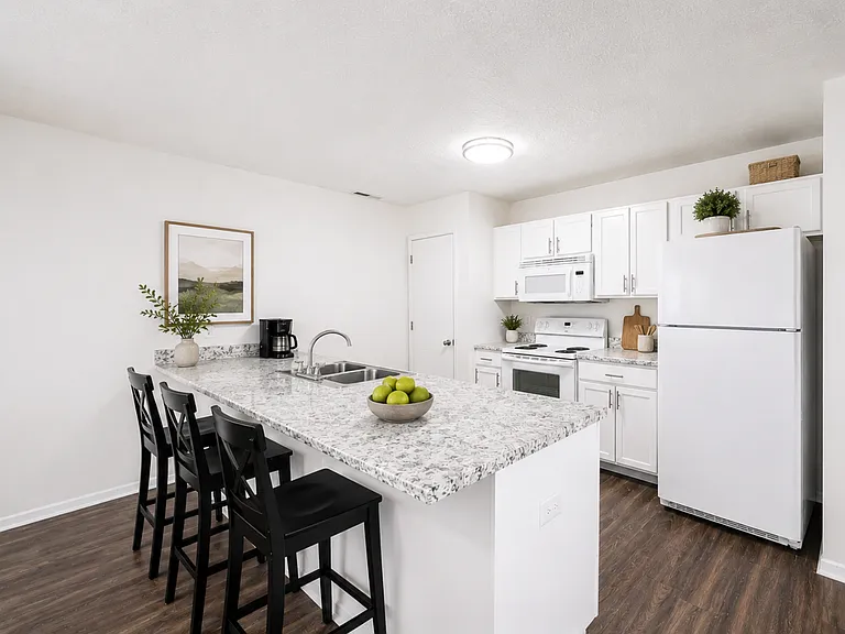 Anthrop Apartments — Photo 8