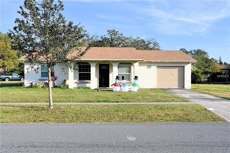 1st image of 865 Osceola Trl