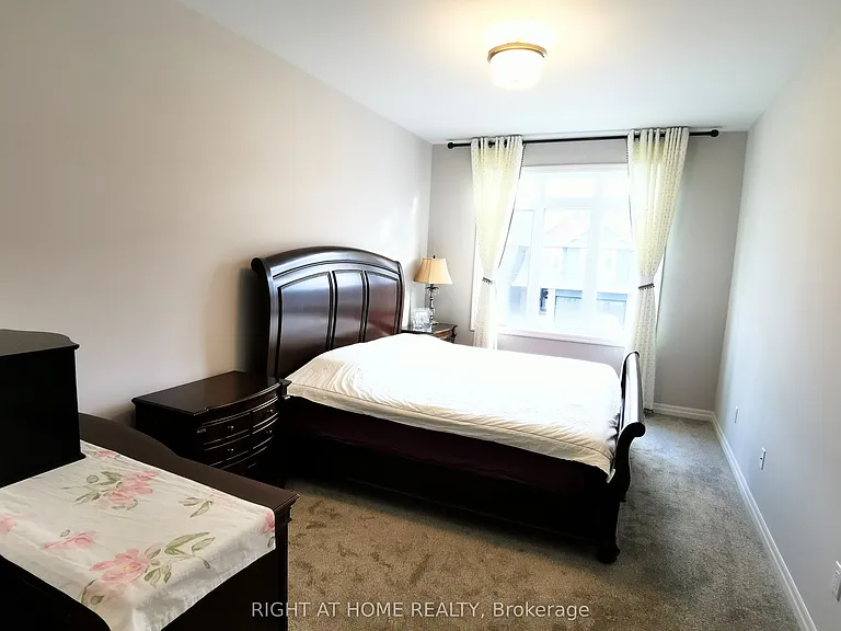 321 Lysander Pl — Photo 20