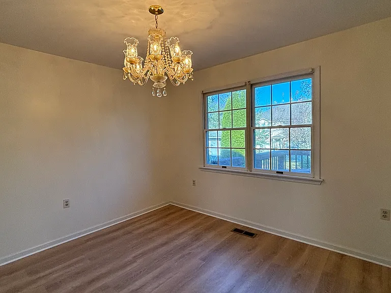 408 Tamarack Dr — Photo 17