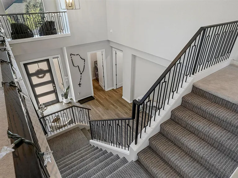 5322 Statesman Ln — Photo 13