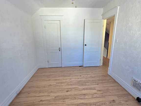 3rd image of 58 Wade Ave