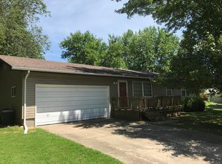3136 N Pierce Ave, Springfield, MO 65803
