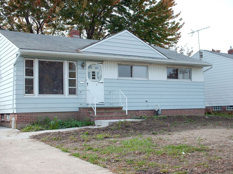 1st image of 30600 Ronald Dr