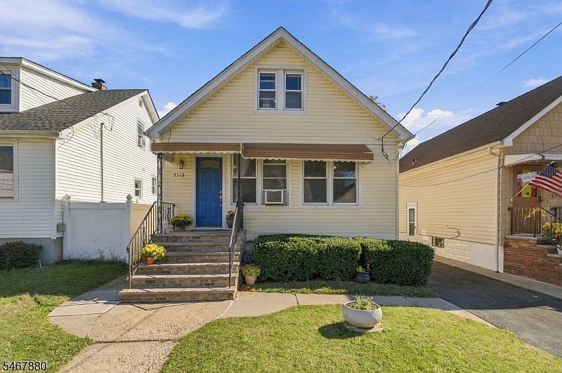 1st image of 2518 Ogden St
