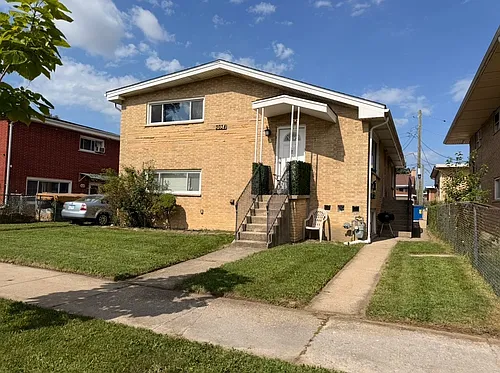 3034 Houston St Photo 1