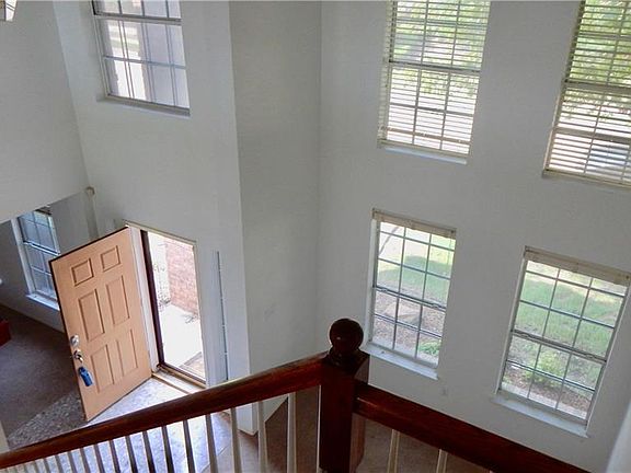 3rd image of 3620 Ash Ln