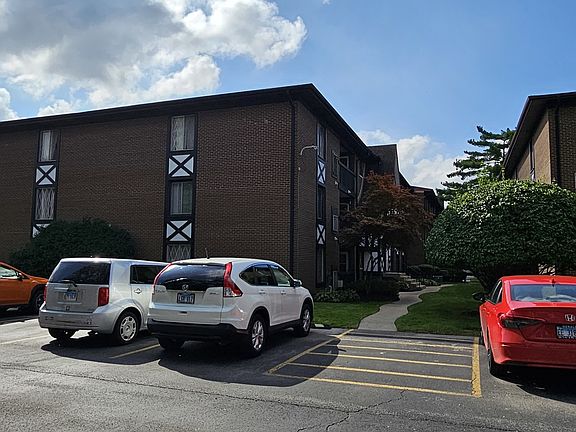 2nd image of 13616 Lamon Ave APT 412