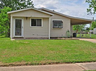 1323 Meadowview Dr, Bossier City, LA 71111