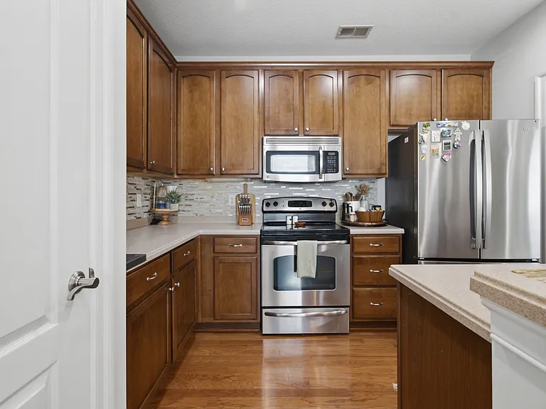 5500 Goose Pond Ln #1A — Photo 22