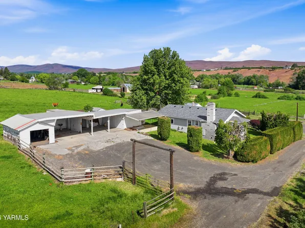 13608 Wide Hollow Rd, Yakima, WA 98908
