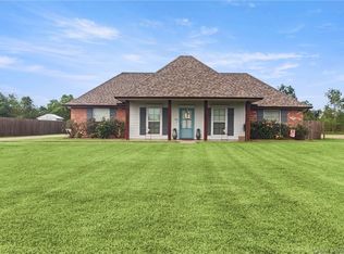 901 2nd St, Iowa, LA 70647