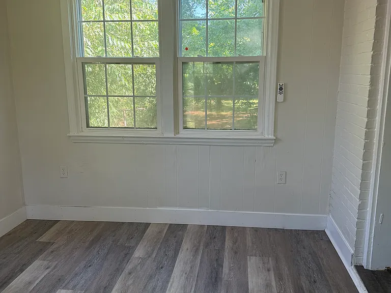 117 Duke Ave — Photo 5