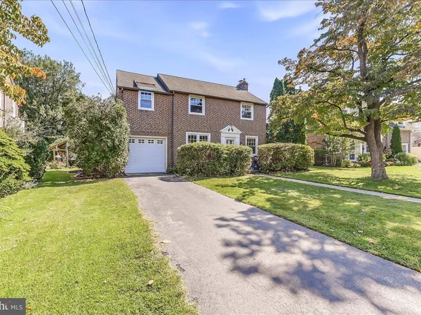 305 Steel Rd, Havertown, PA 19083