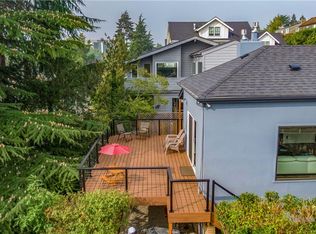 4206 NE 41st St, Seattle, WA 98105