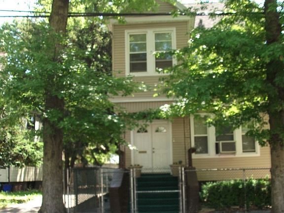 2nd image of 138 Norwood St