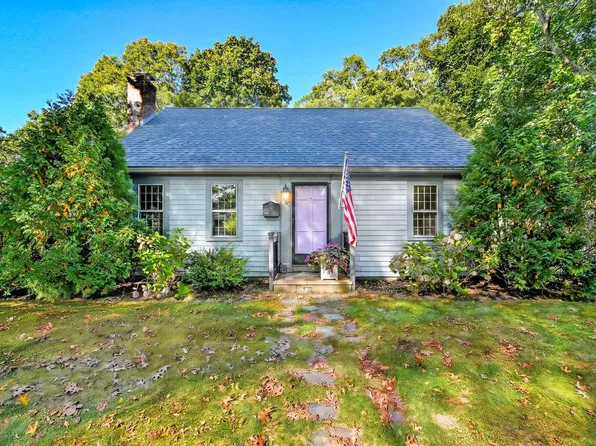 28 Annette Avenue, East Falmouth, MA 02536