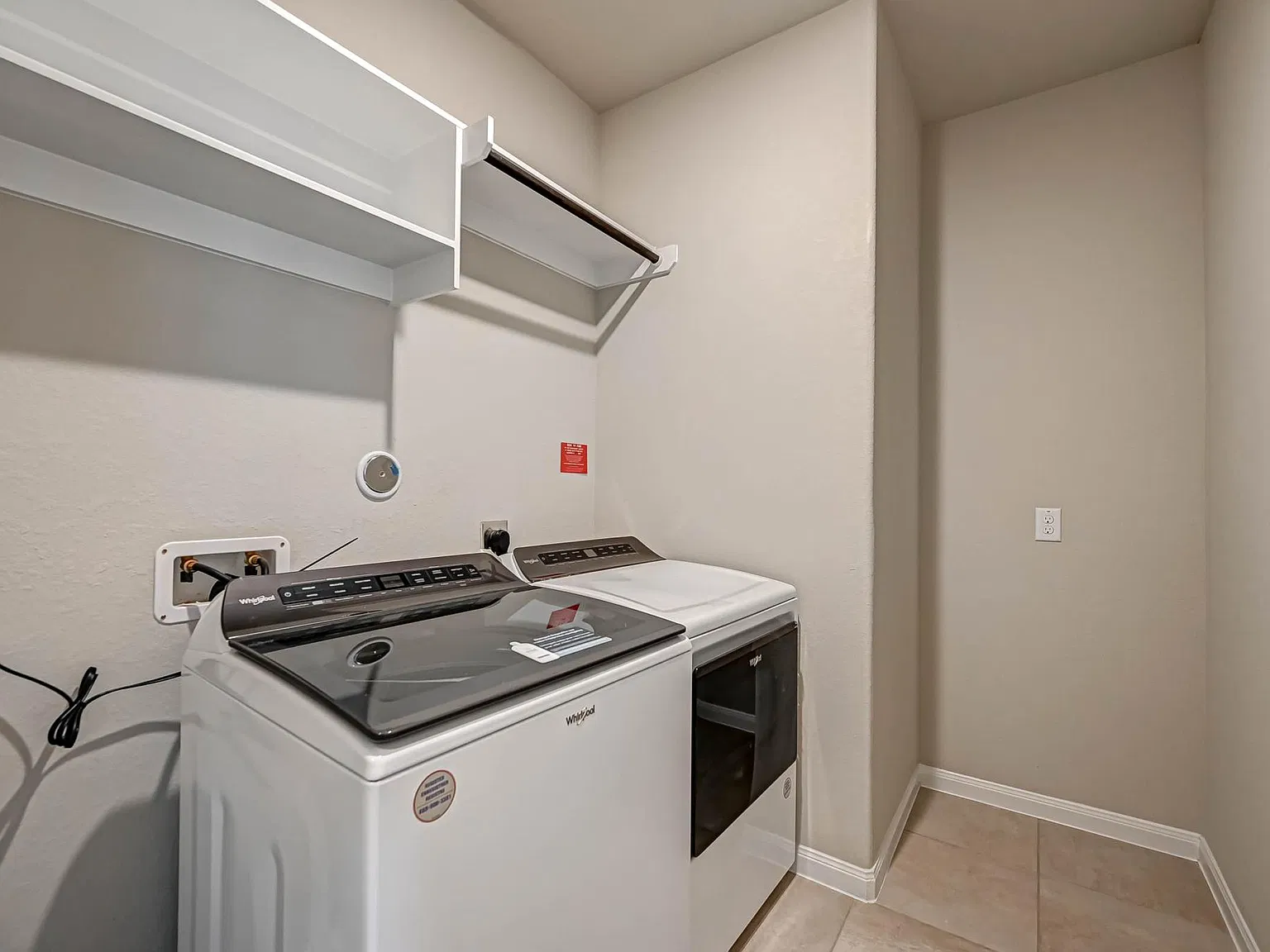 3 bed, 1688 sqft, $2,200 — Photo 4