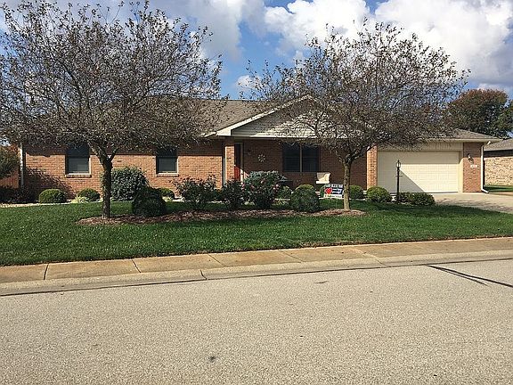 5th image of 422 Alexander Dr