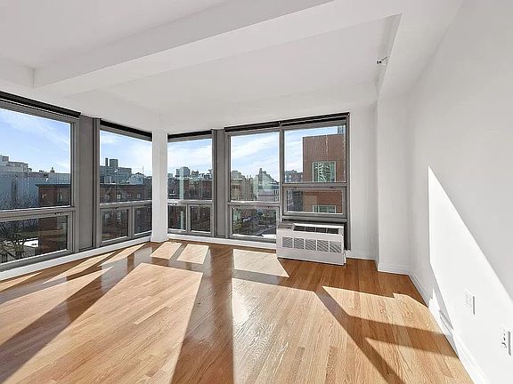 3rd image of 181 E 119th St APT 8H
